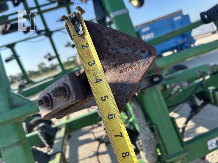 2004-john-deere-2210-image-20