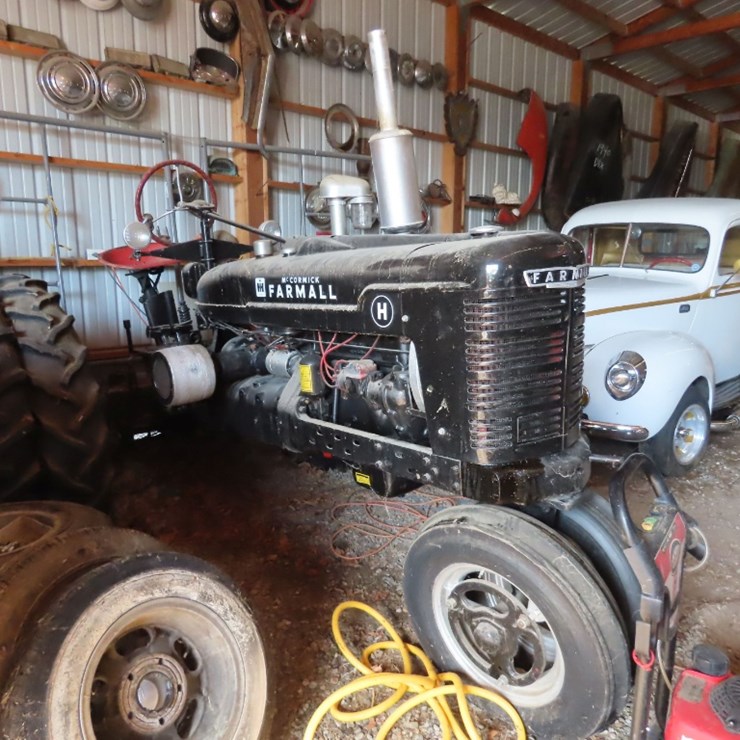 1947 Farmall H Tractor