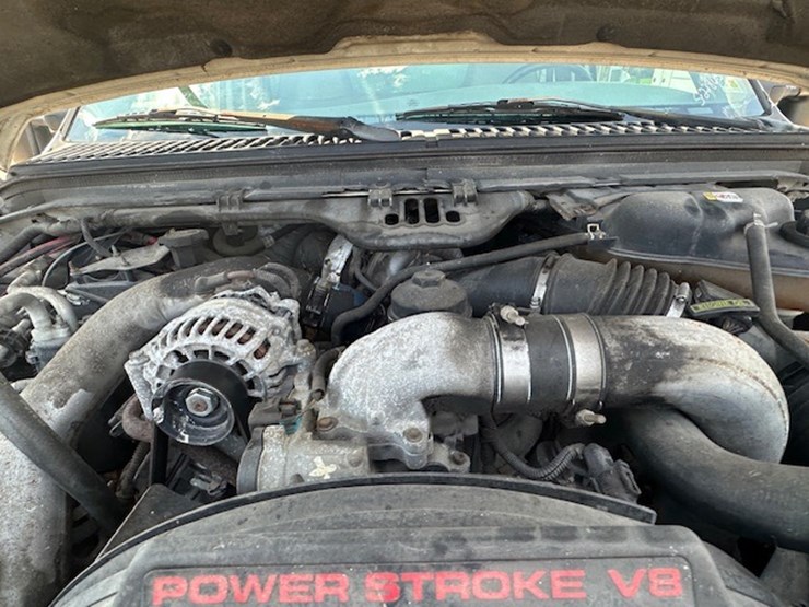 2003-ford-f550-image-60