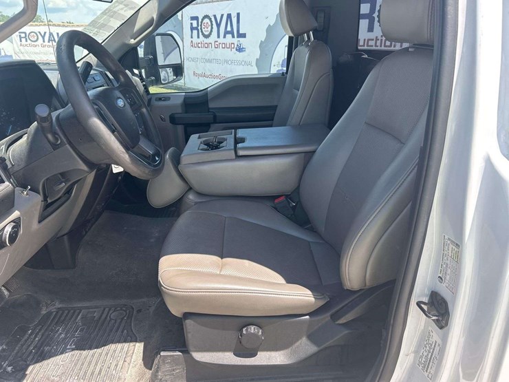 2020-ford-f250-image-14
