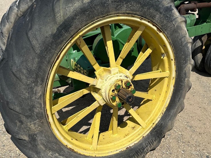 john-deere-a-image-10