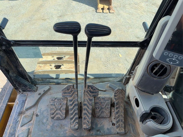 2013-caterpillar-329el-image-52