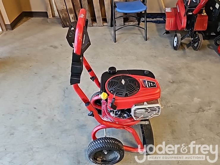troy-bilt-pressure-washer-6.75-ft-lbs-torque-90cc,-200-max-psi,-engine-briggs&stratton-image-6
