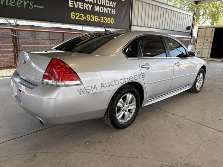 2016-chevrolet-impala-ls-sdn-image-7