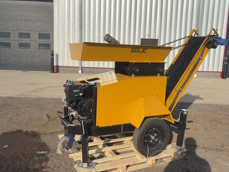 sdltc-trailed-crusher-image-1