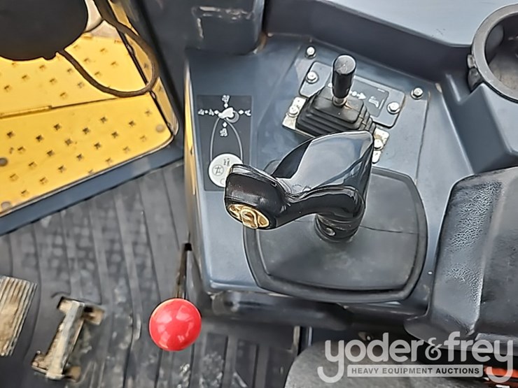 2018-deere-850k-image-68