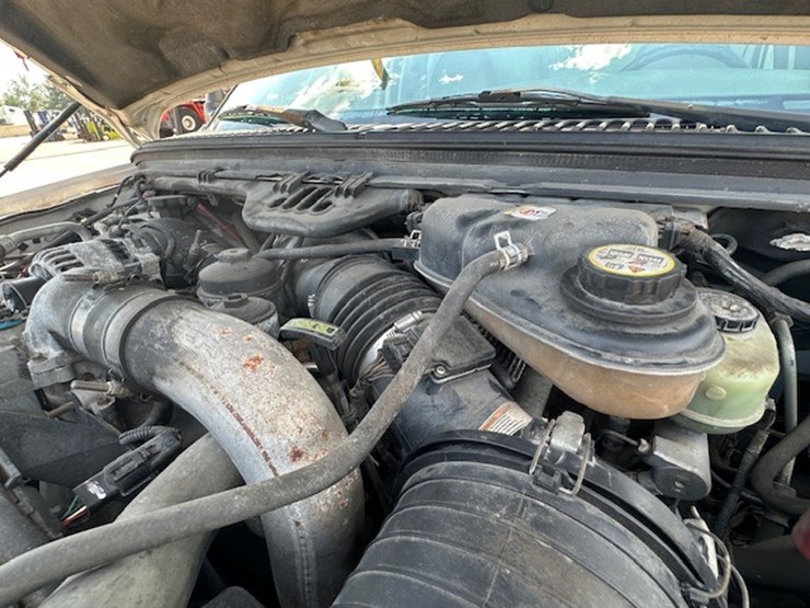 2003-ford-f550-image-66