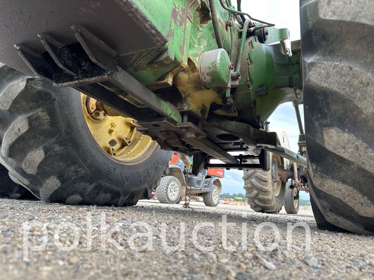 john-deere-7520-image-15