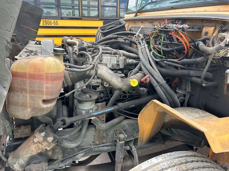 2009-ic-corporation-pb105-school-bus-image-7