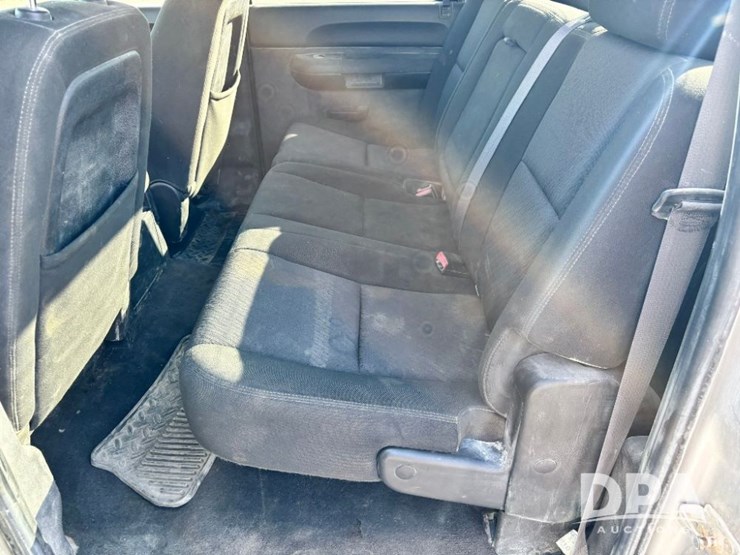 2011-chevrolet-silverado-2500hd-lt-image-66