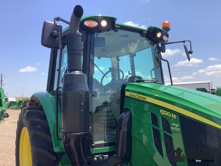 2023-john-deere-6120m-mfwd-tractor-image-12