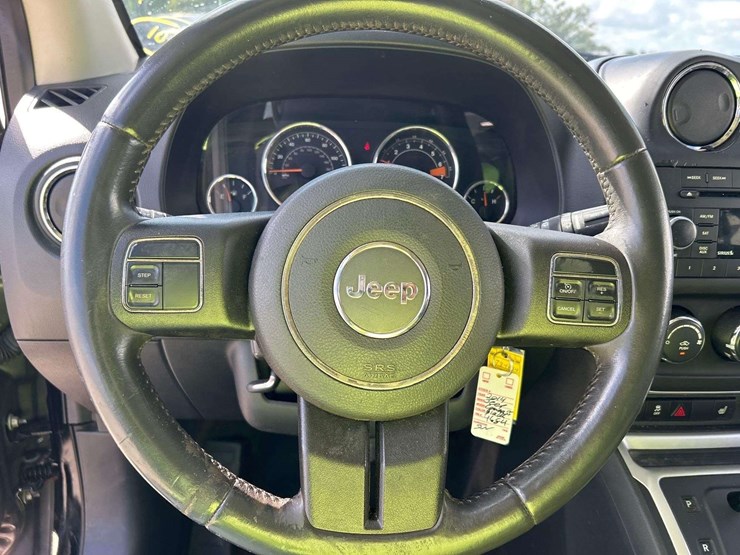 2014-jeep-compass-image-13