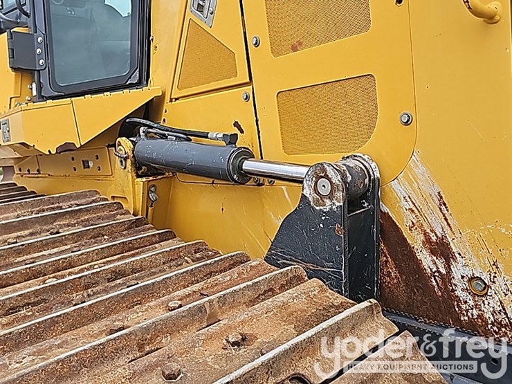 2018-deere-850k-image-28