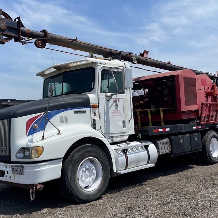 2000 INTERNATIONAL 9200