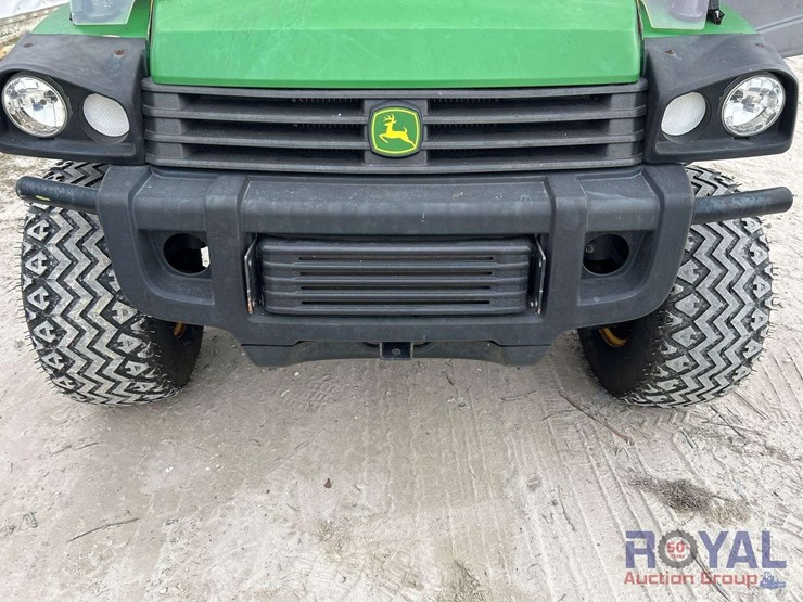 2017-john-deere-gator-image-28