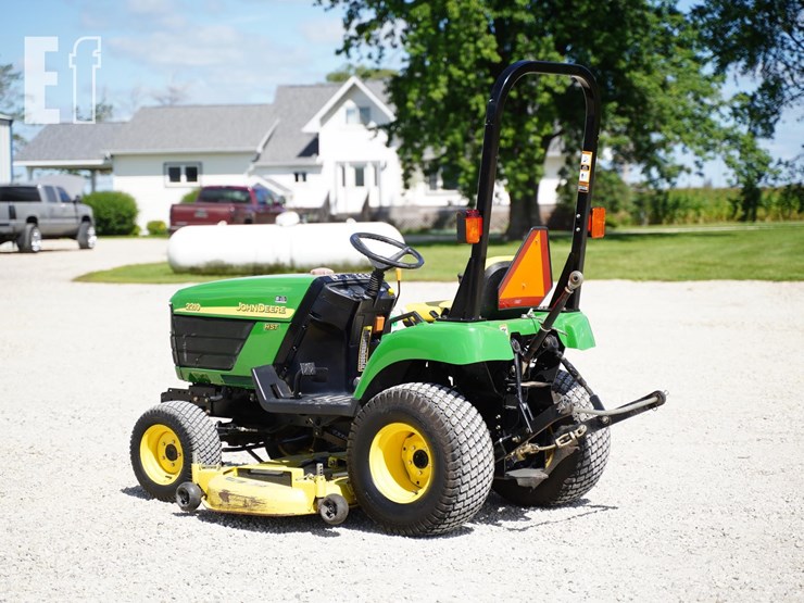 2003-john-deere-2210-image-7