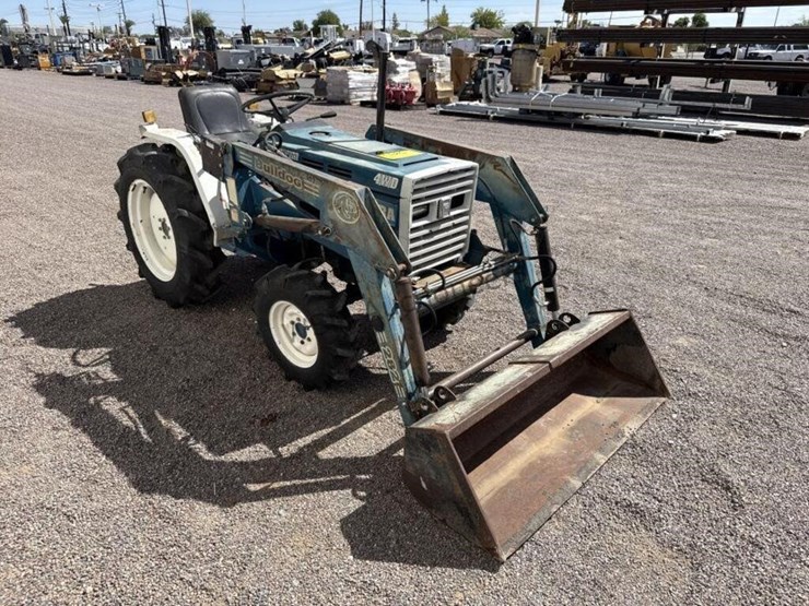shibaua-sp1740-loader-tractor-image-4