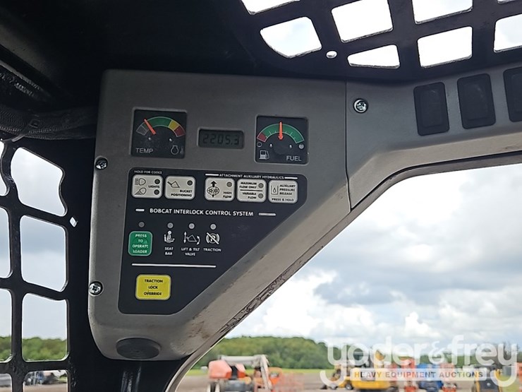 bobcat-s300-image-23