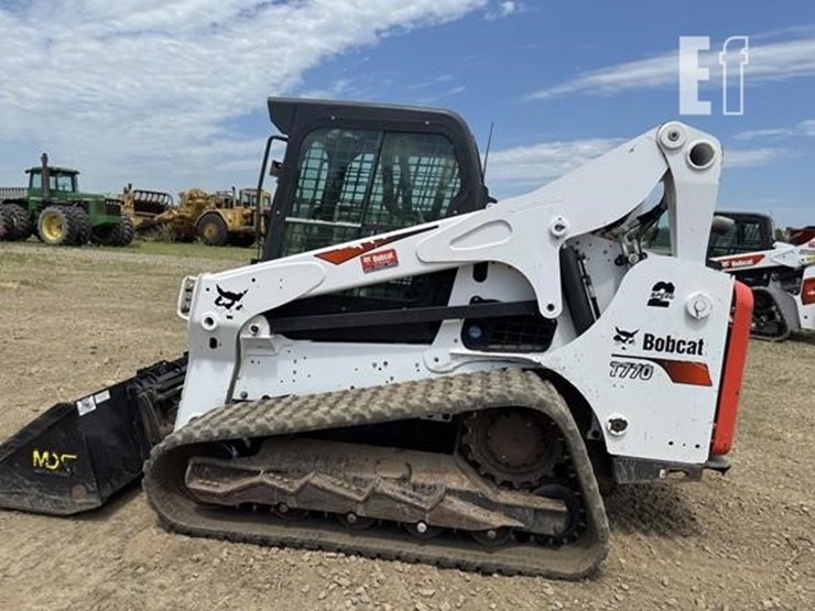 2019-bobcat-t770-image-58