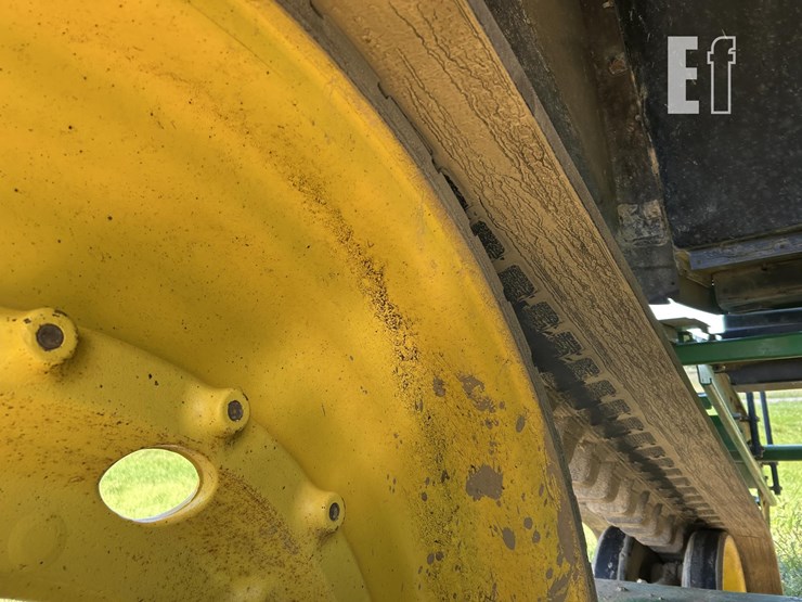 john-deere-8220t-image-32