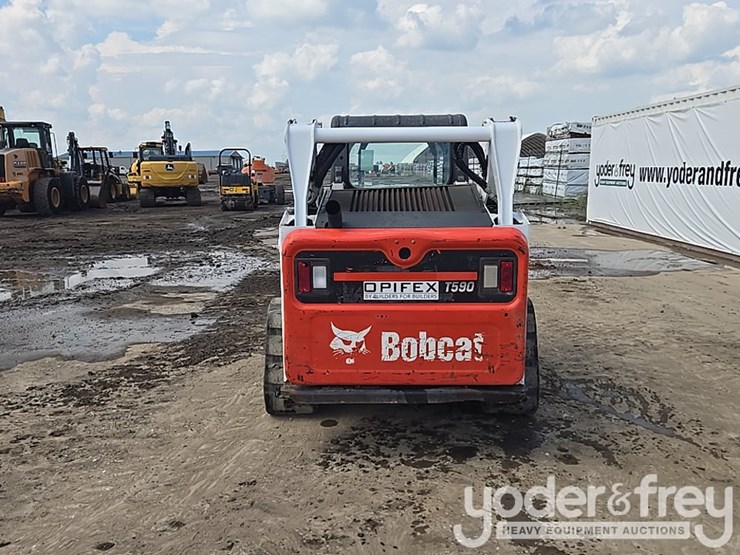 2019-bobcat-t590-image-4