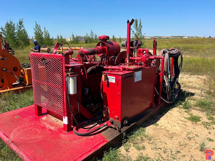 power-swivel-skid-(no-swivel)-w/-detroit-4-71-diesel-engine,-hoses-&-reels-image-3