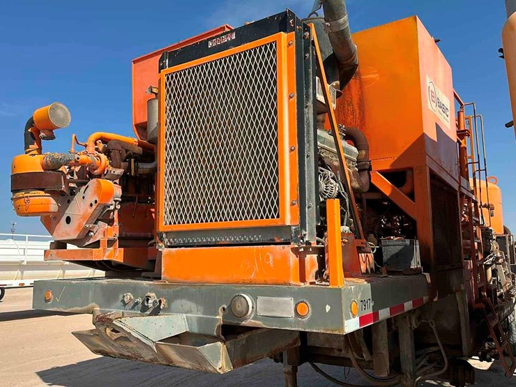 2003-viking-cement-mixing-trailer-image-7
