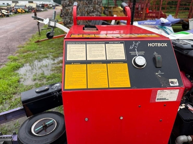 tuff-hot-water-pressure-washer-trailer-image-6