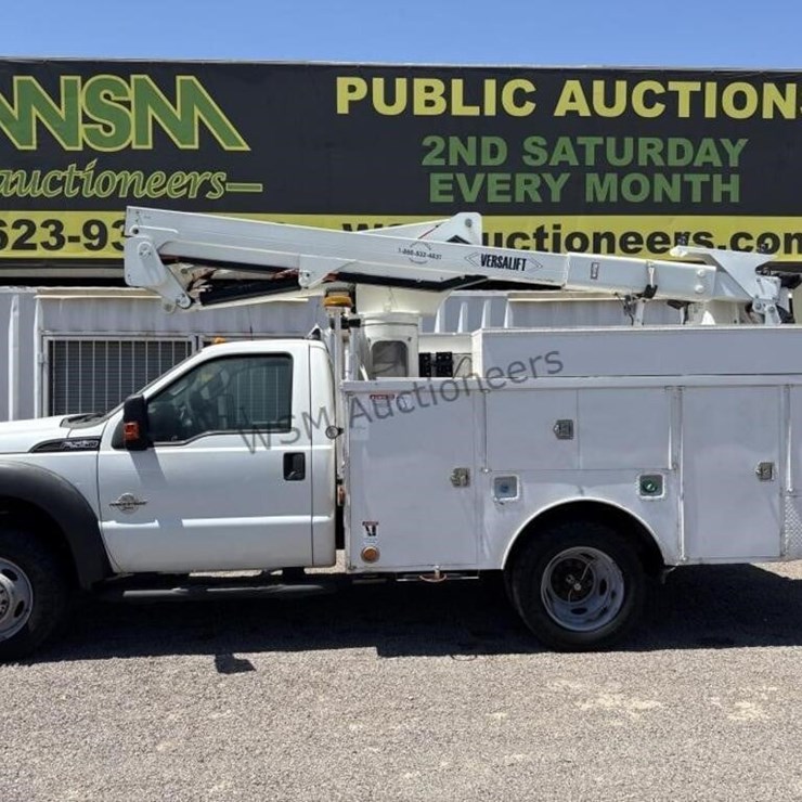 2015 FORD F550