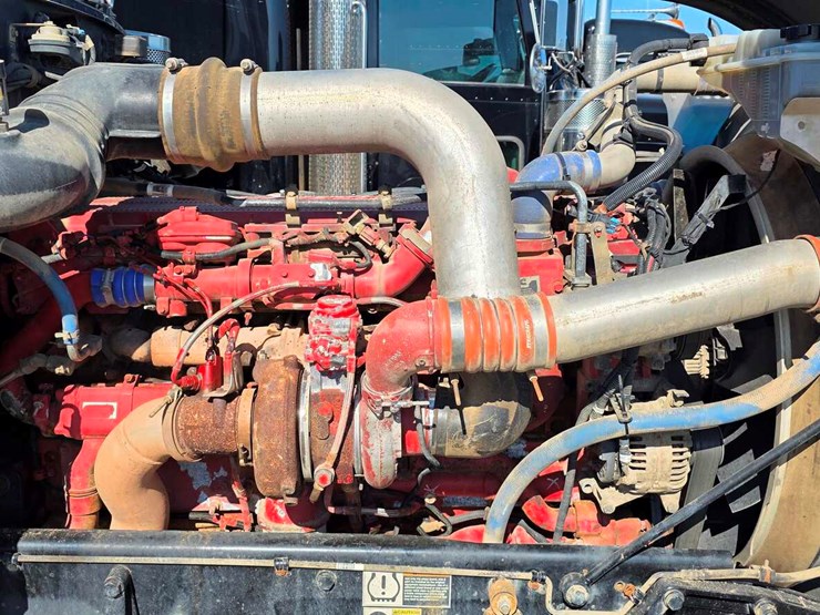 2009-peterbilt-389-image-17