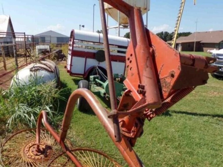 3pt-one-side-4-wheel-hay-rake-image-3