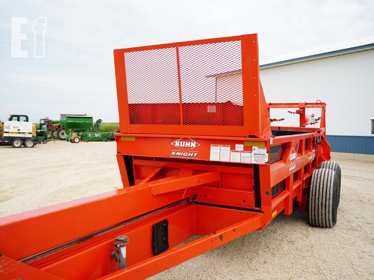 2009-kuhn-knight-2044-image-9