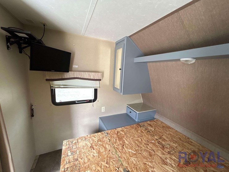 coleman-274bh-lantern-edition-travel-trailer-image-14