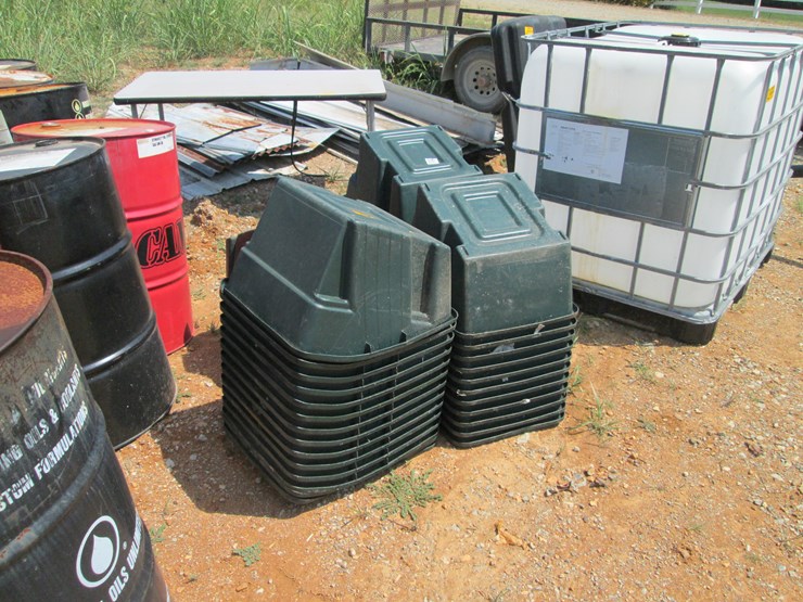#94-•-#26845-•-lot-of-plastic-totes-image-2