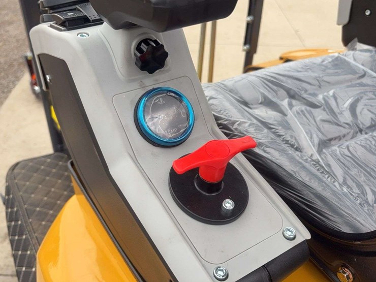 sdlanch-sdle20-mini-excavator-image-24