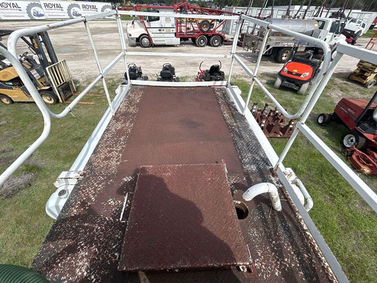 kinkaid-1200-ls-ph-towable-hydroseeder-image-17