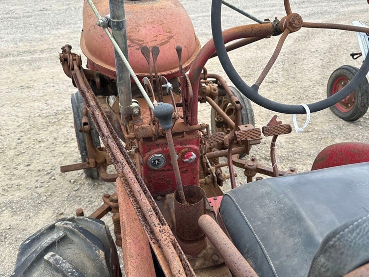 947---farmall-138-(sn#-4203)-image-9