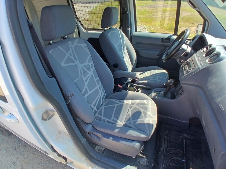 2012-ford-transit-connect-image-33