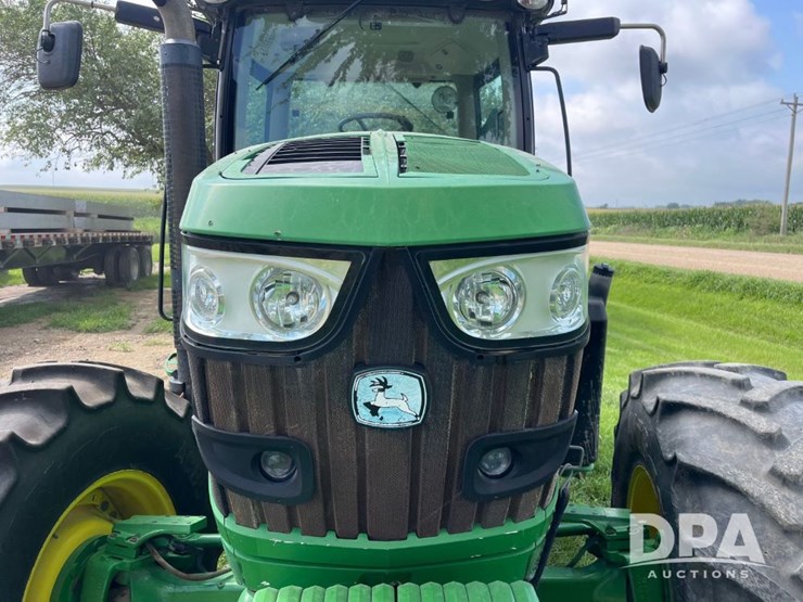 2014-john-deere-6140r-image-22