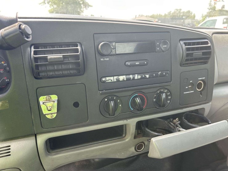 2005-ford-f250-image-16