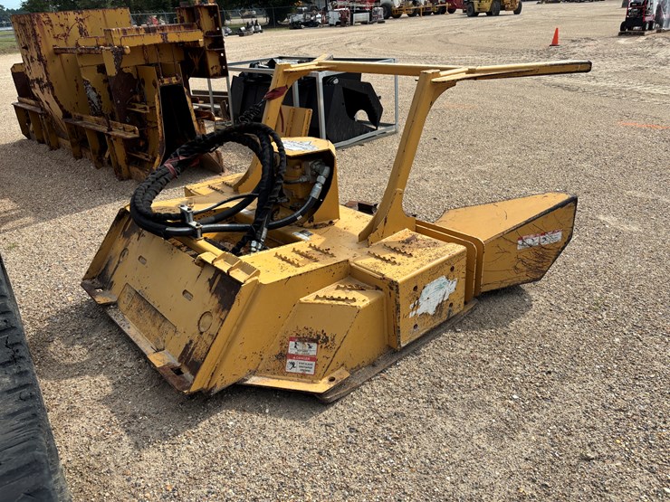#046088-•-2017-60in-diamond-disc-mulcher-image-4