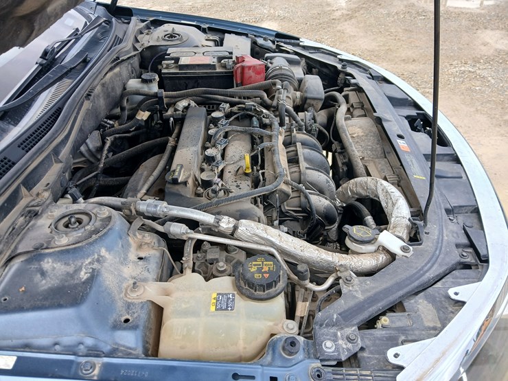 #20656-•-2012-ford-fusion-passenger-car-image-17