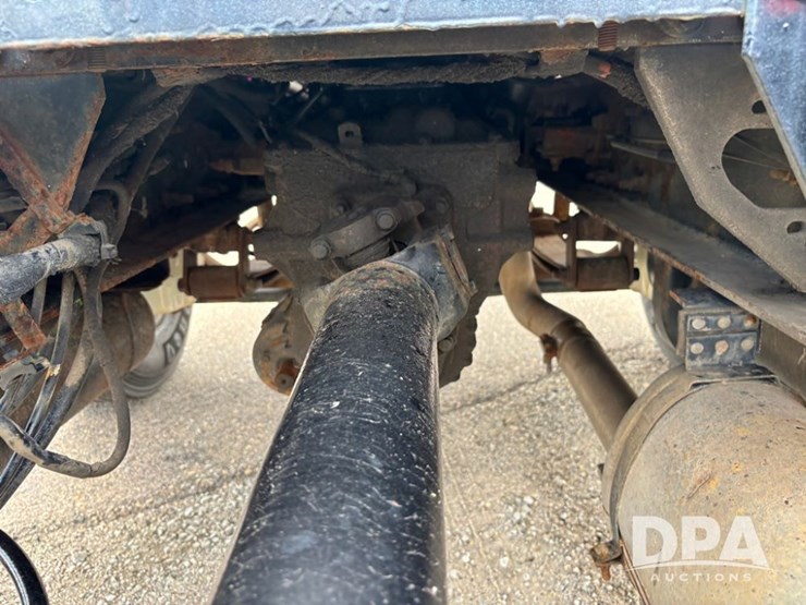 2007-international-durastar-4300-image-39