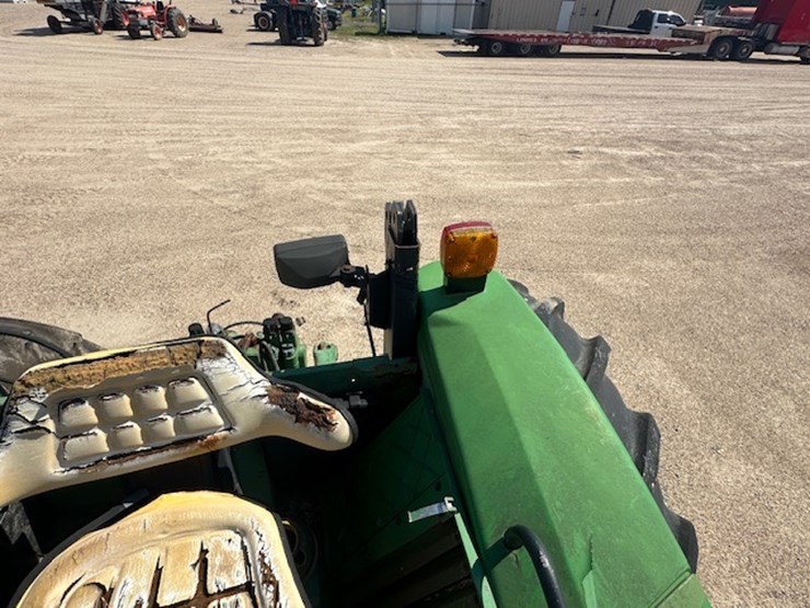 john-deere-6400-image-28