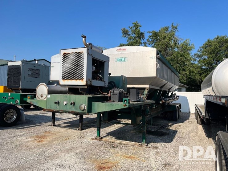 2013-b-b-dry-tender-trailer-(jn2724,-unit-108077)-image-1