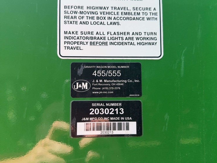 2020-j&m-555-gravity-wagon,-almost-like-new,-used-two-season,-surge-brakes,-roll-tarp,-extendable-tongue,-left-hand-unload-image-7