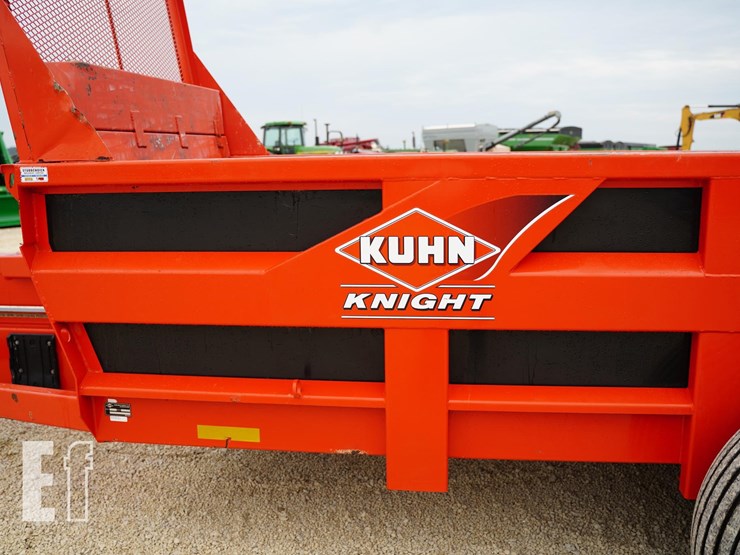 2009-kuhn-knight-2044-image-23
