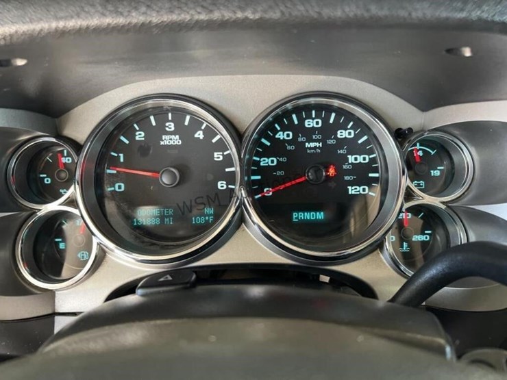 2013-chevrolet-silverado-1500-image-16