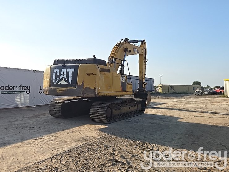 2015-caterpillar-336-f-image-5