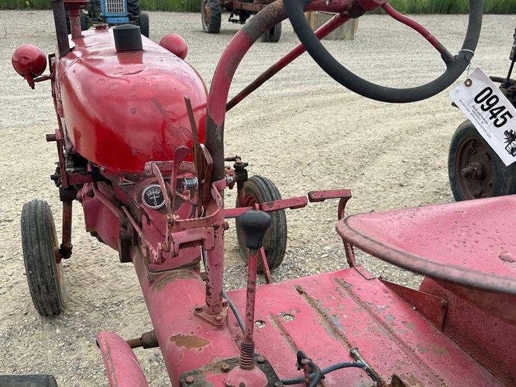 945---farmall-cub-(sn#-134679)-image-9